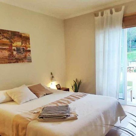 Lovely Bedroom In Aljezur Exteriör bild